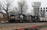 NS 9824 leads train 52E-08 past the signals at Aycock